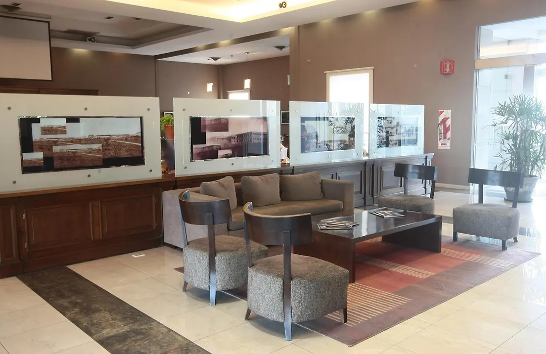 Howard Johnson Sierras Hotel y Casino Alta Gracia-1